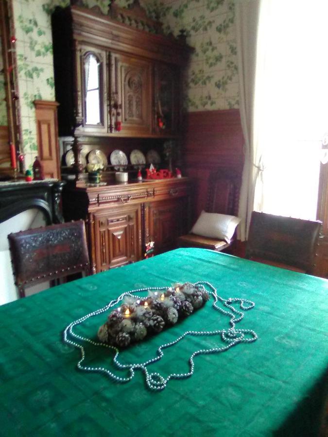 Villa L'Ajoussienne Extérieur photo