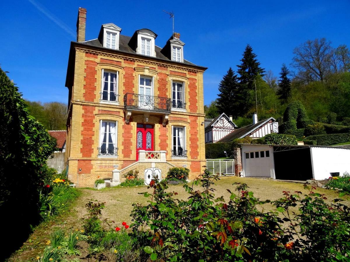 Villa L'Ajoussienne Extérieur photo